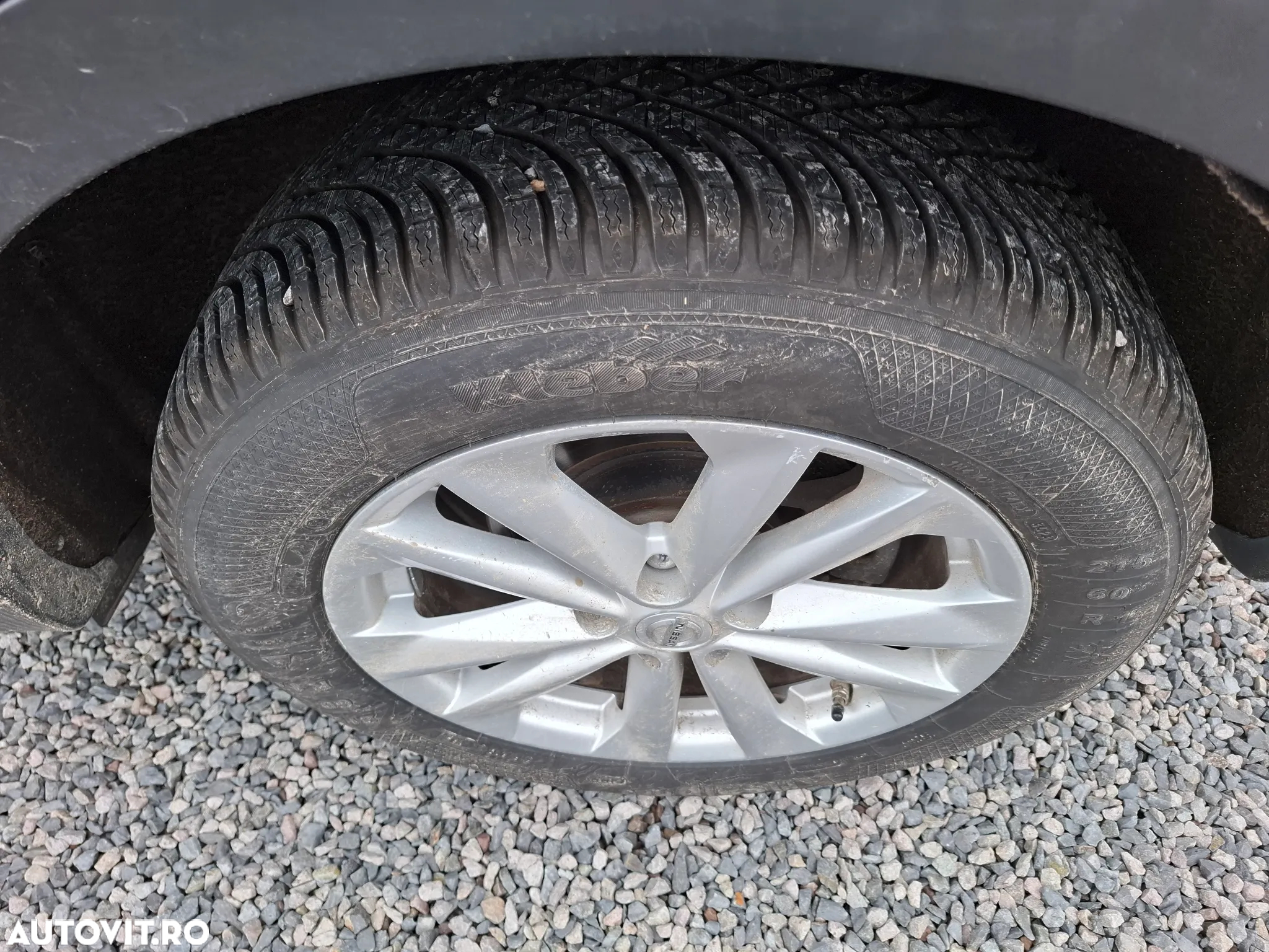 Nissan Qashqai 1.5 DCI Start/Stop Visia - 17