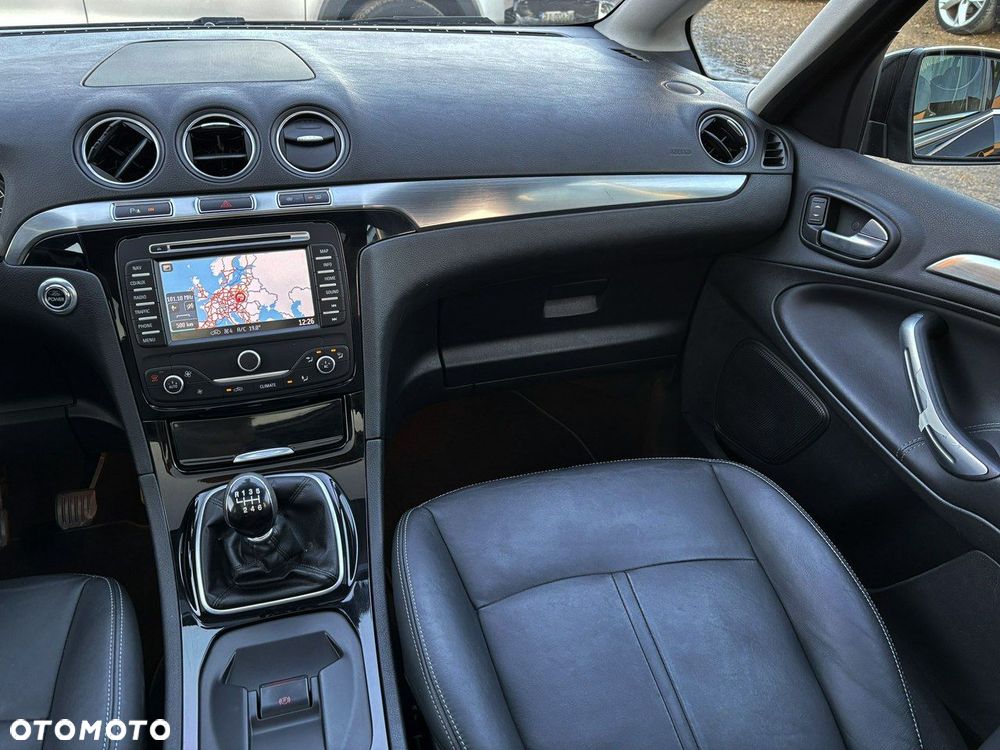 Ford S-Max 2.0 TDCi DPF Titanium X - 23