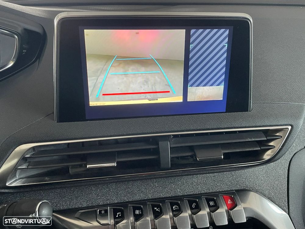 Peugeot 3008 BlueHDi 130 Stop & Start EAT8 Allure - 22