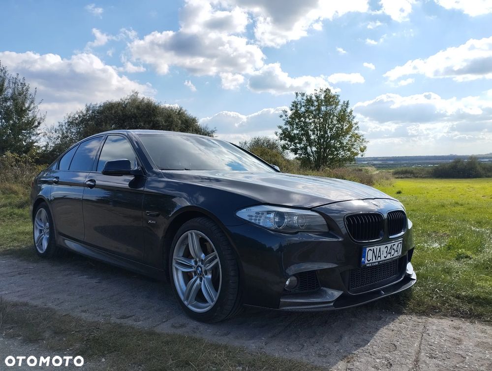 BMW Seria 5 550i - 3
