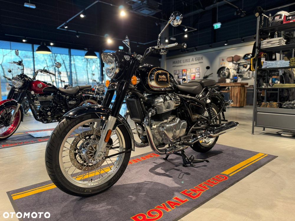 Royal Enfield Classic - 8