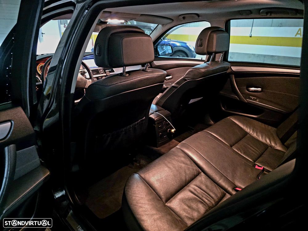 BMW 530 i Pack M Auto - 12