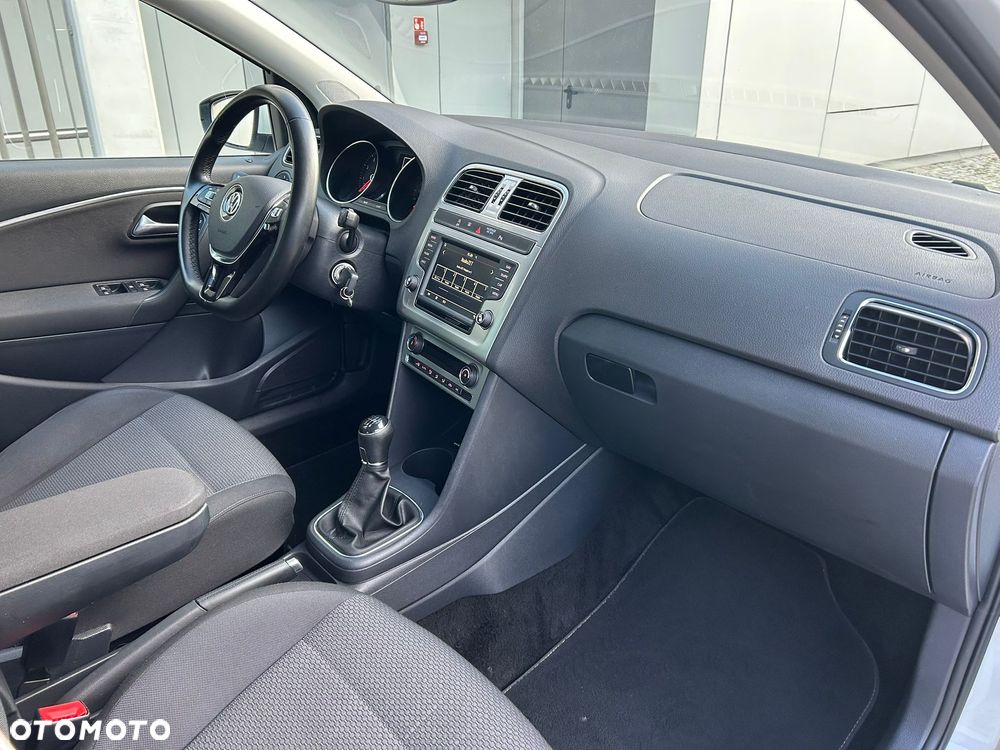 Volkswagen Polo 1.2 TSI (Blue Motion Technology) Highline - 23