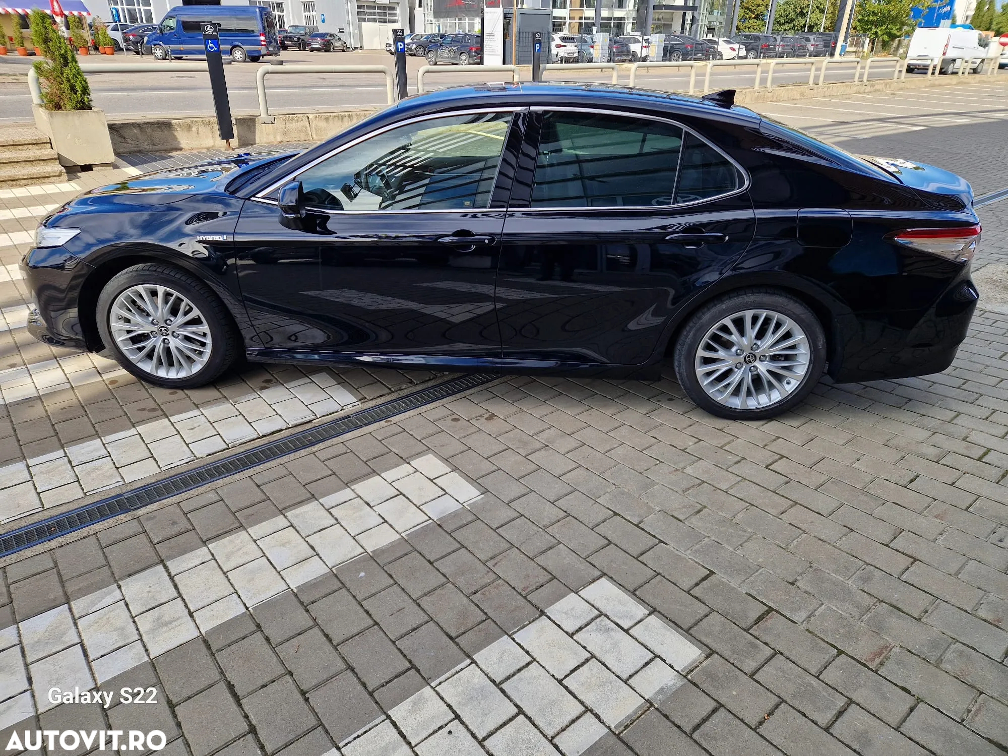Toyota Camry 2.5 Hybrid Exclusive - 4