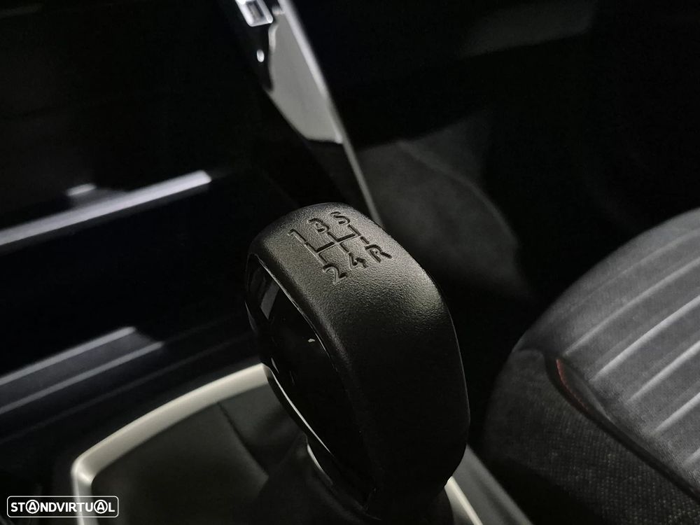 Peugeot 208 1.2 PureTech Active - 23