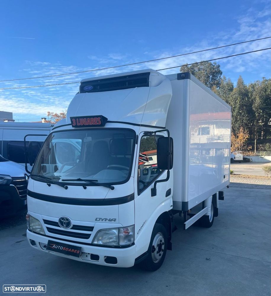 Toyota Dyna C/Frio - 4