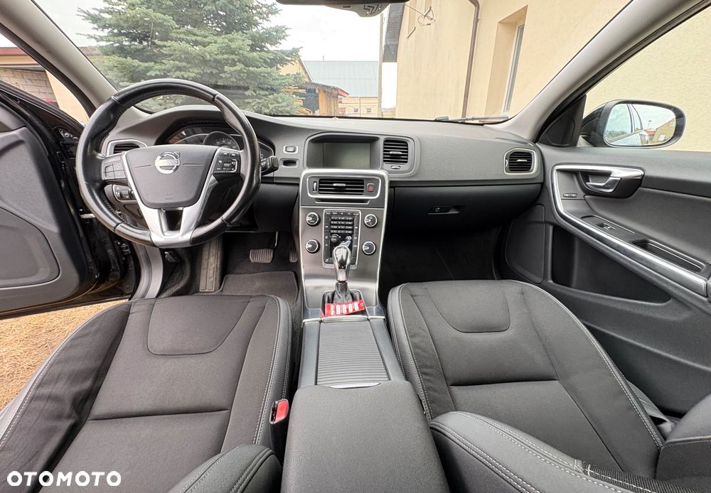 Volvo S60 2.5 T5 - 5