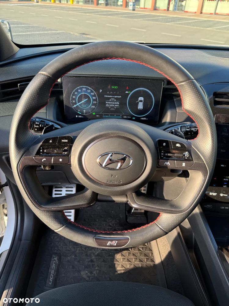 Hyundai Tucson 1.6 T-GDi HEV Executive N Line 2WD - 12