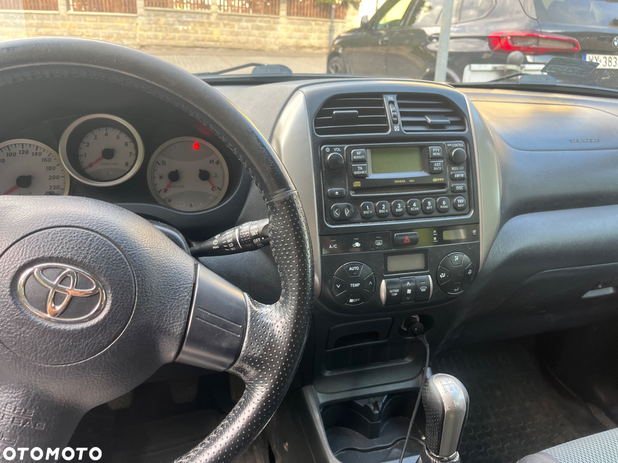 Toyota RAV4 2.0 VVT-i 4x4 - 12
