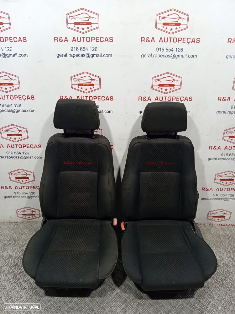 Conjunto de Bancos Alfa Romeo 156 Original - 11