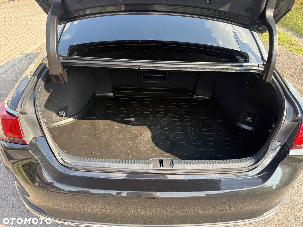 Lexus ES 300h Business Edition + - 15