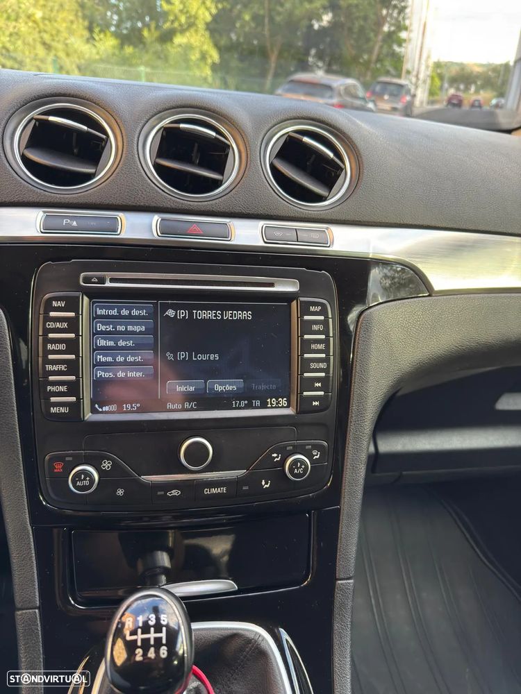 Ford S-Max 2.0 TDCi Titanium 7L - 12