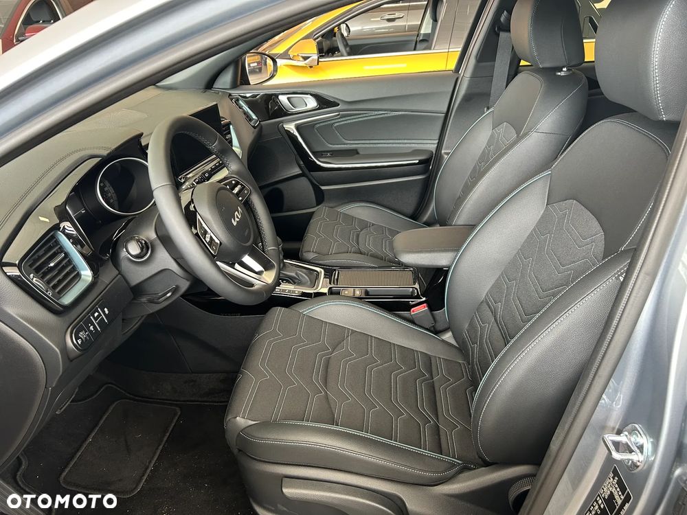 Kia XCeed 1.6 T-GDI Tribute DCT - 13