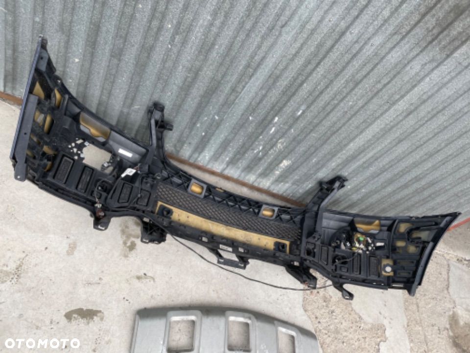 MERCEDES ML 164 zderzak przedni przód kratka halogen podkładka tablicy - 5