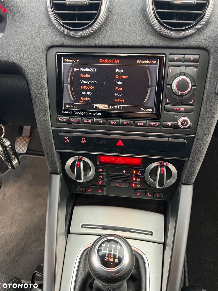 Audi A3 2.0 TDI DPF S line Sportpaket - 34