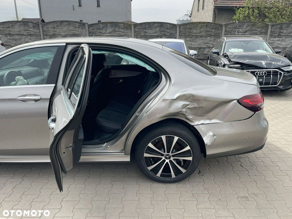 Mercedes-Benz Klasa E - 3