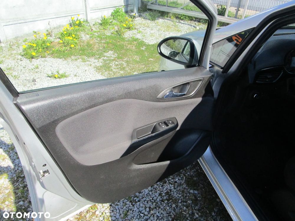 Opel Corsa 1.4 Innovation - 19