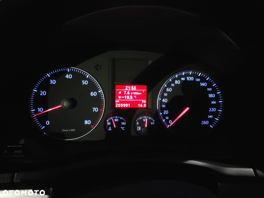 Volkswagen Golf - 19