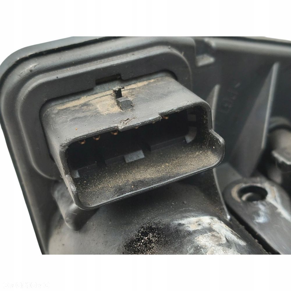 PRZEPUSTNICA Peugeot 207 307 Citroen C3 C4 9661809280 0280750164 Bosch - 7