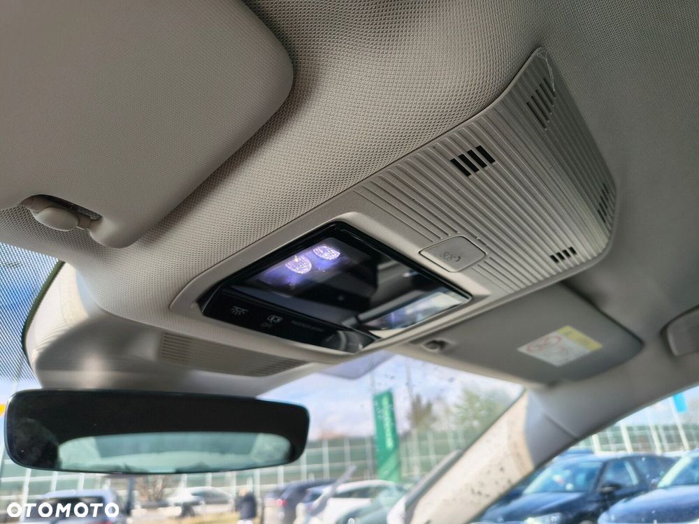 Skoda Superb 2.0 TDI SCR 4x4 L&K DSG - 29