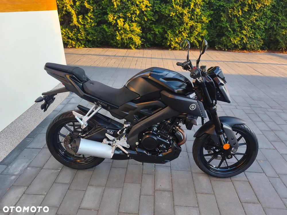 Yamaha MT - 2