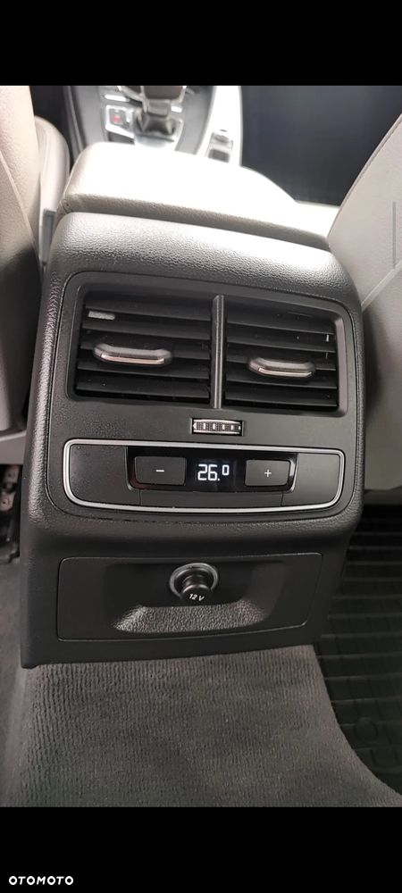 Audi A4 Avant 2.0 TDI Sport S tronic - 12