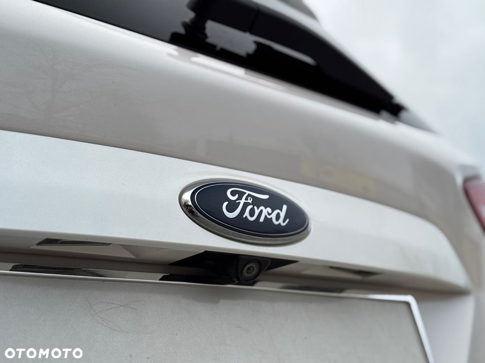Ford Kuga 2.0 TDCi 4x4 Titanium - 14