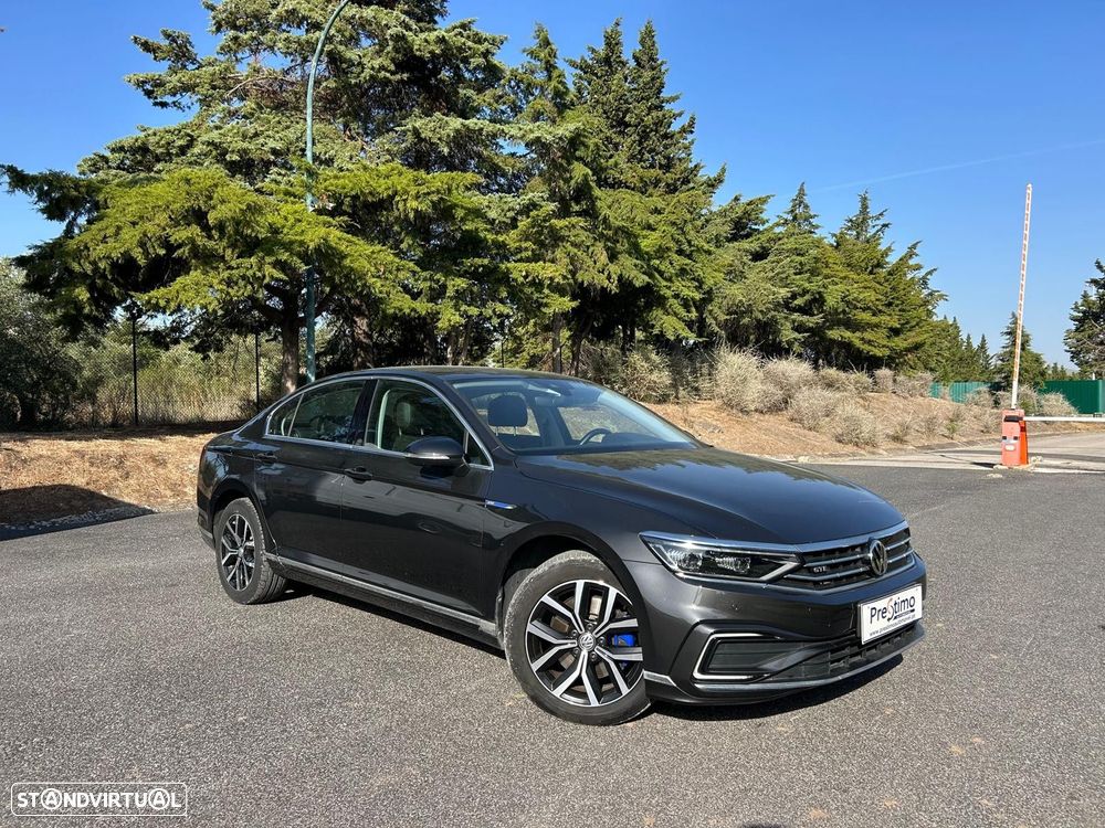 VW Passat 1.4 TSI GTE+ Plug-in - 16