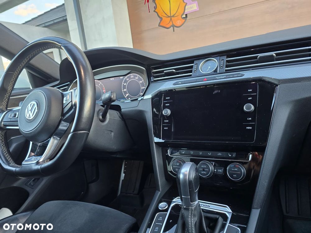 Volkswagen Arteon 2.0 TDI Bi-Turbo SCR 4Mot R-Line DSG - 6