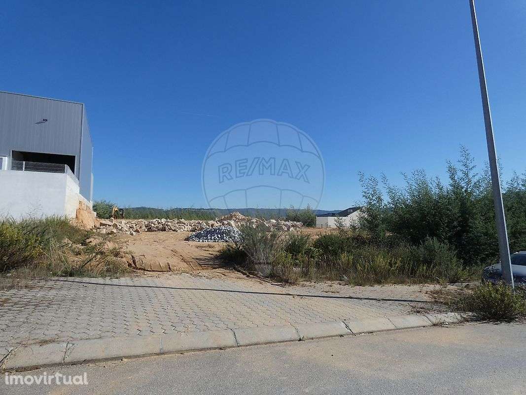 Terreno  para venda - Grande imagem: 2/7