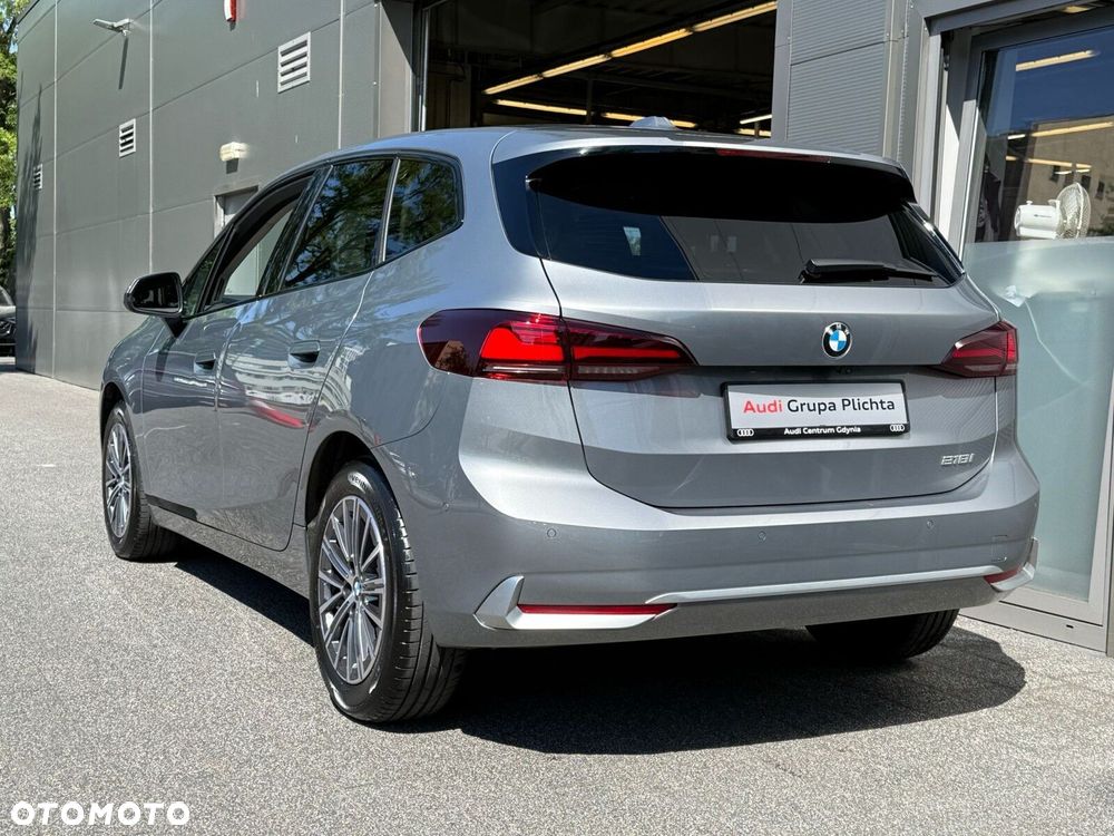 BMW Seria 2 218i Luxury Line sport - 11
