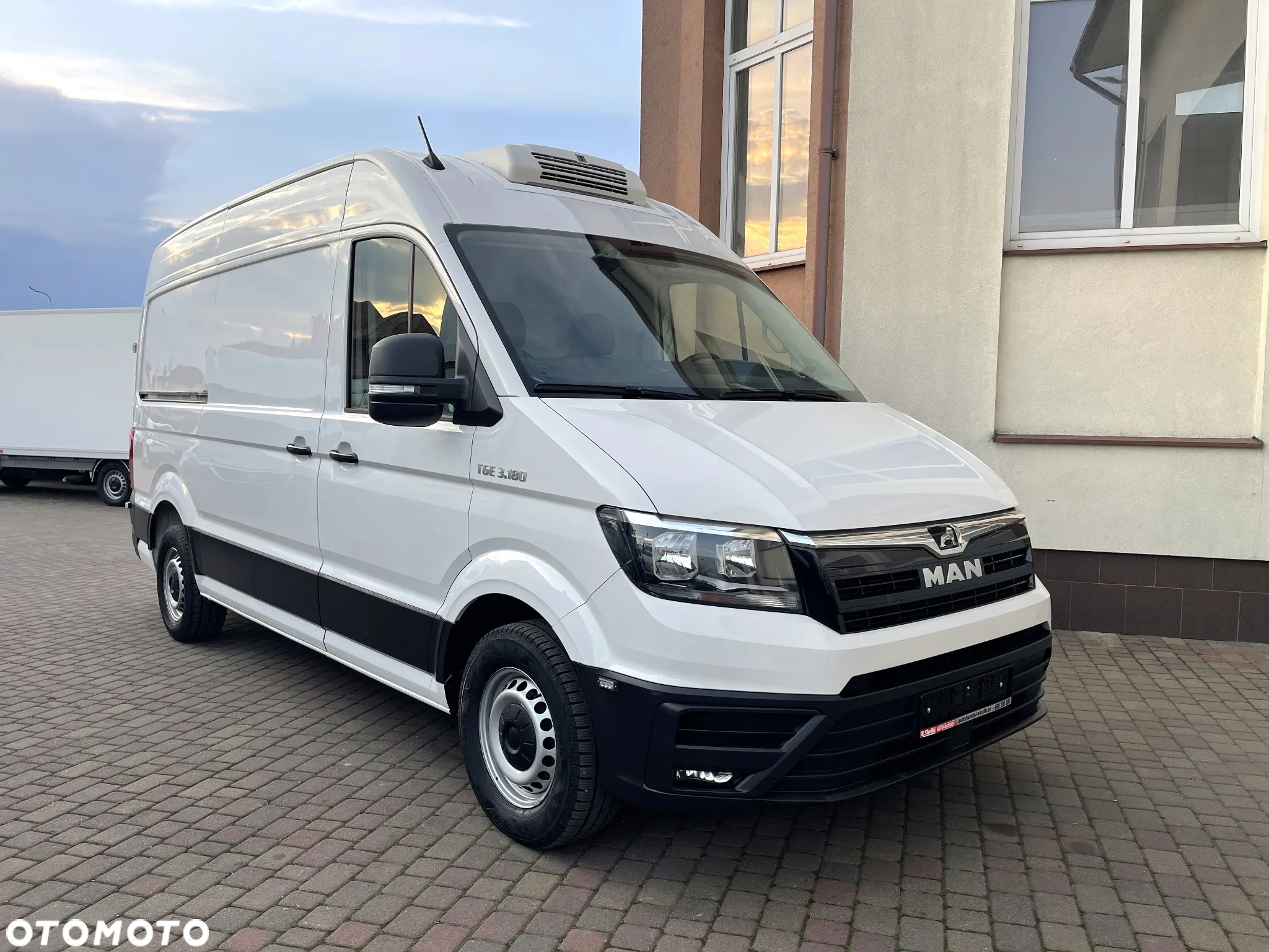 MAN TGE 3.180 Chłodnia Mroźnia - 3