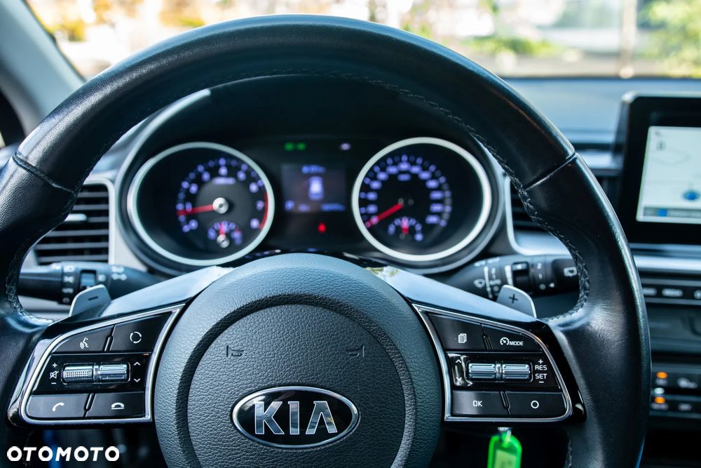 Kia Ceed 1.4 T-GDI M DCT - 9