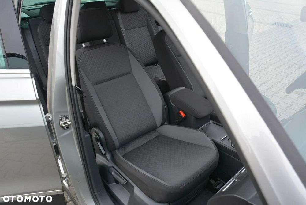Volkswagen Tiguan - 15