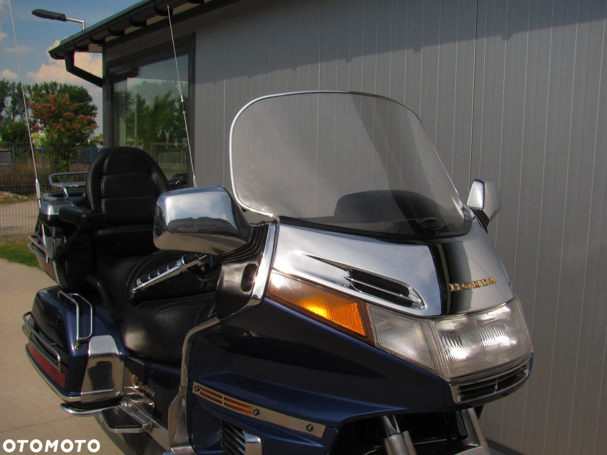 Honda GL - 10