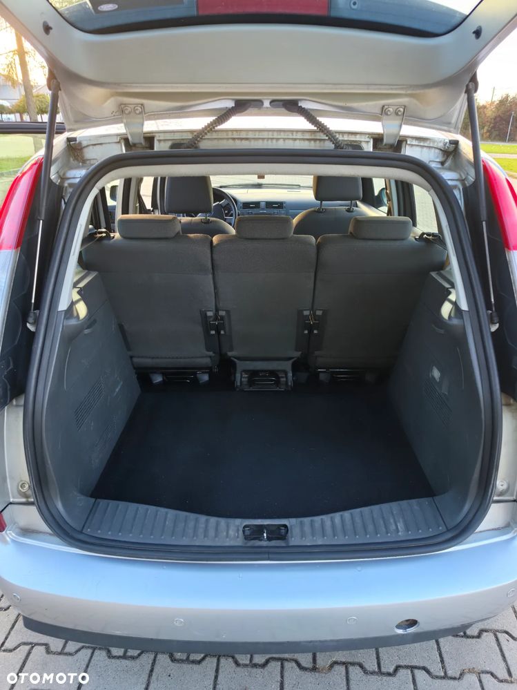 Ford Focus C-Max - 19