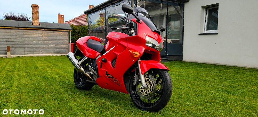 Honda VFR - 1
