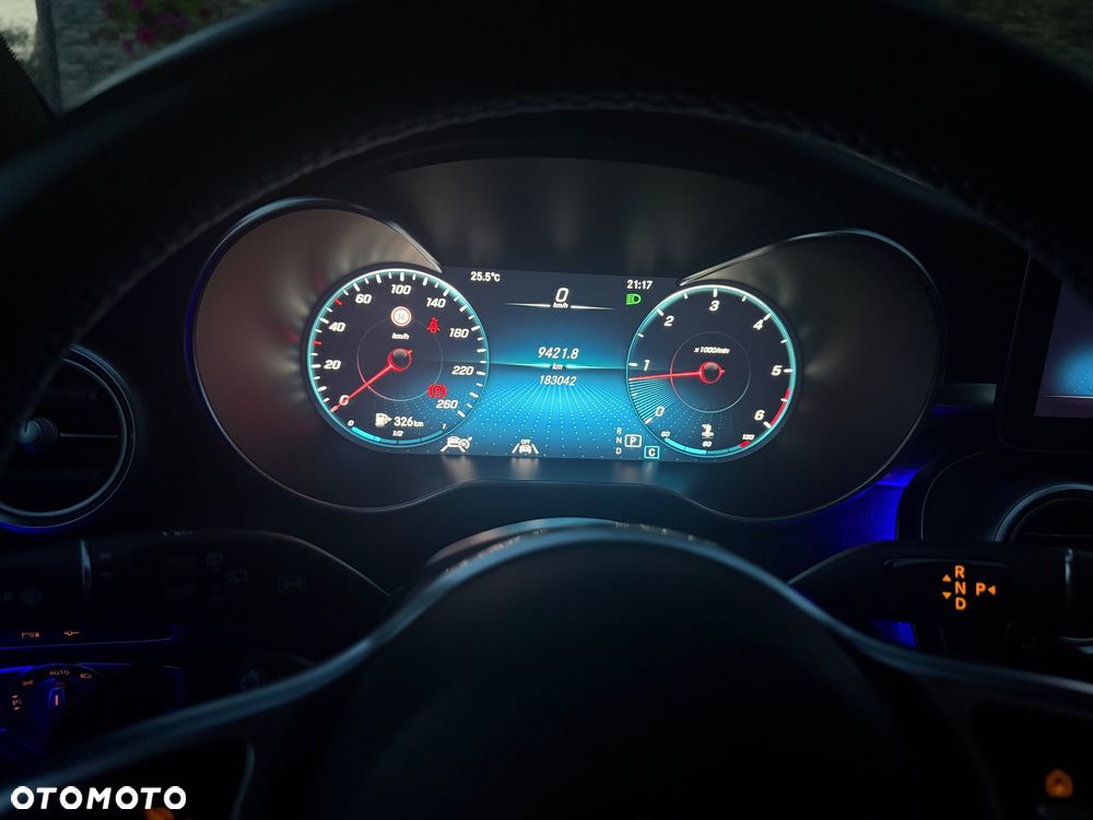 Mercedes-Benz Klasa C 220 d 4Matic 9G-TRONIC AMG Line - 13