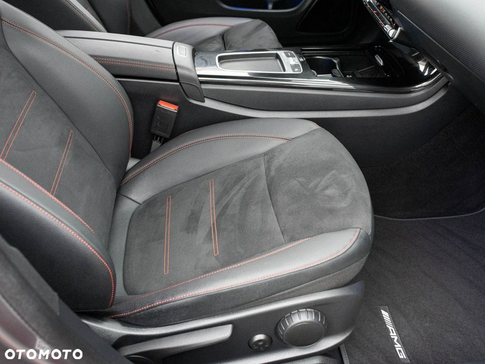 Mercedes-Benz CLA 200 mHEV AMG Line 7G-DCT - 27
