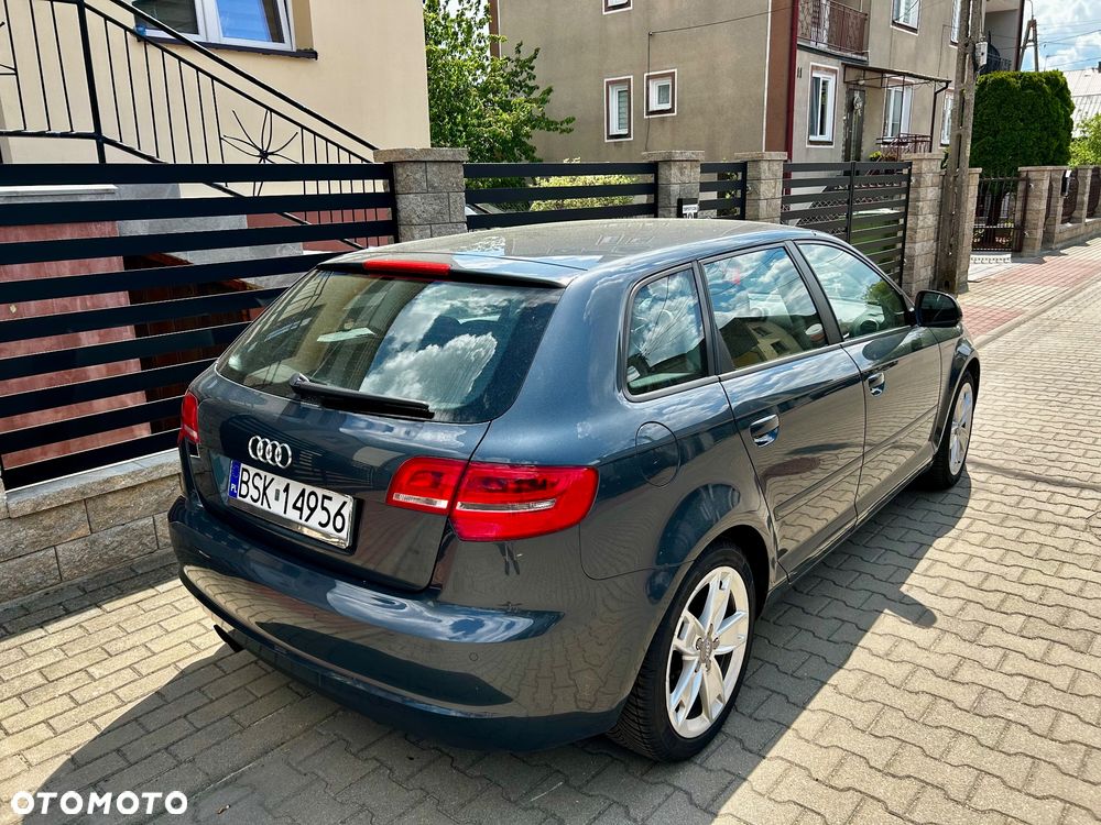 Audi A3 Sportback 1.4 TFSI Attraction - 4