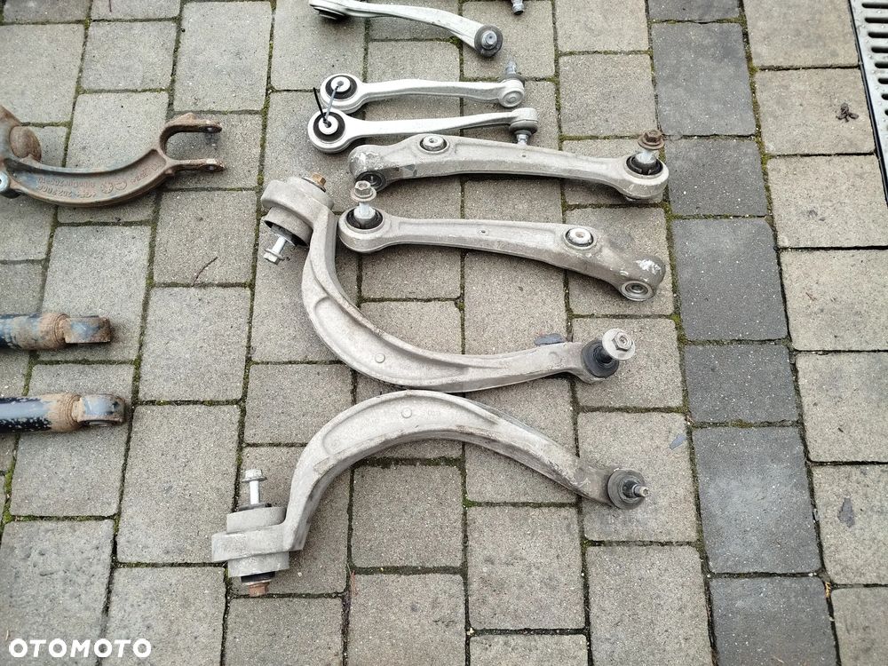 Audi A4 B8 1.8 2.0  zawieszenie wahacze amortyzatora sprężyny maglownica - 2