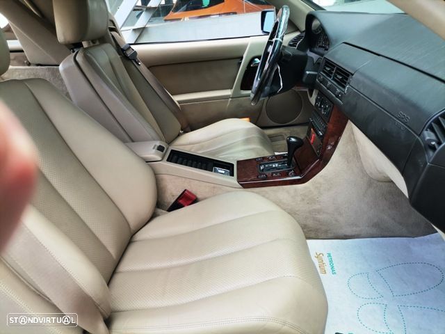 Mercedes-Benz SL 300 - 13