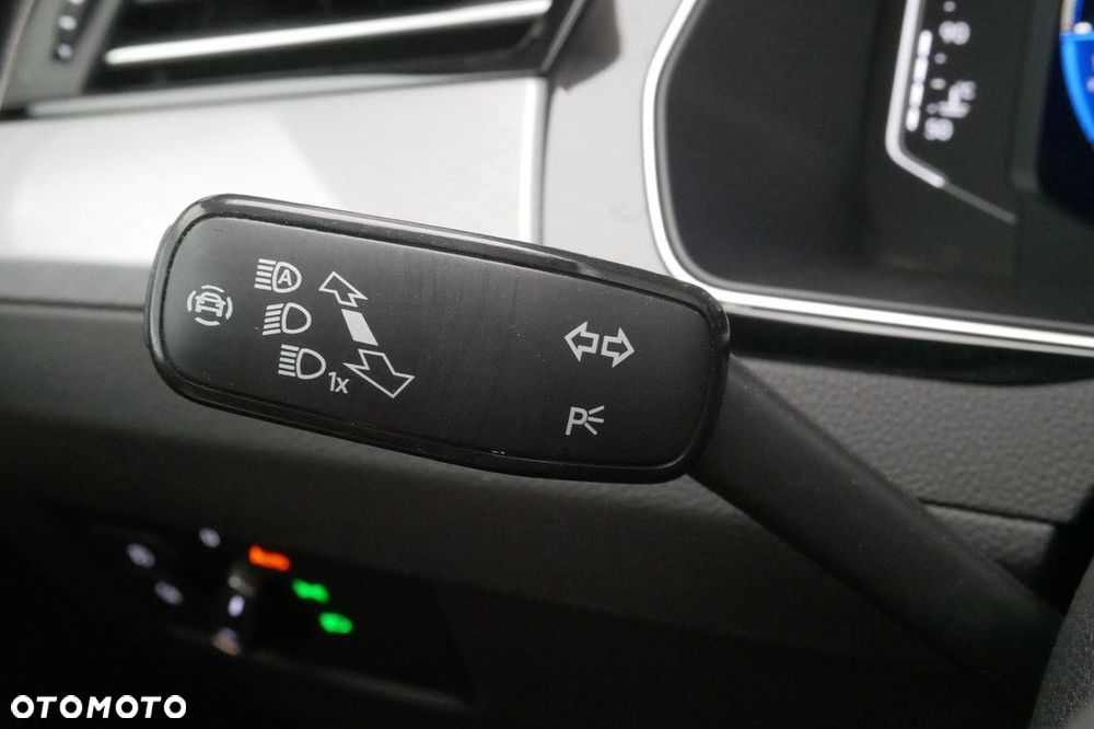 Volkswagen Passat Variant 1.5 TSI EVO Business DSG - 24