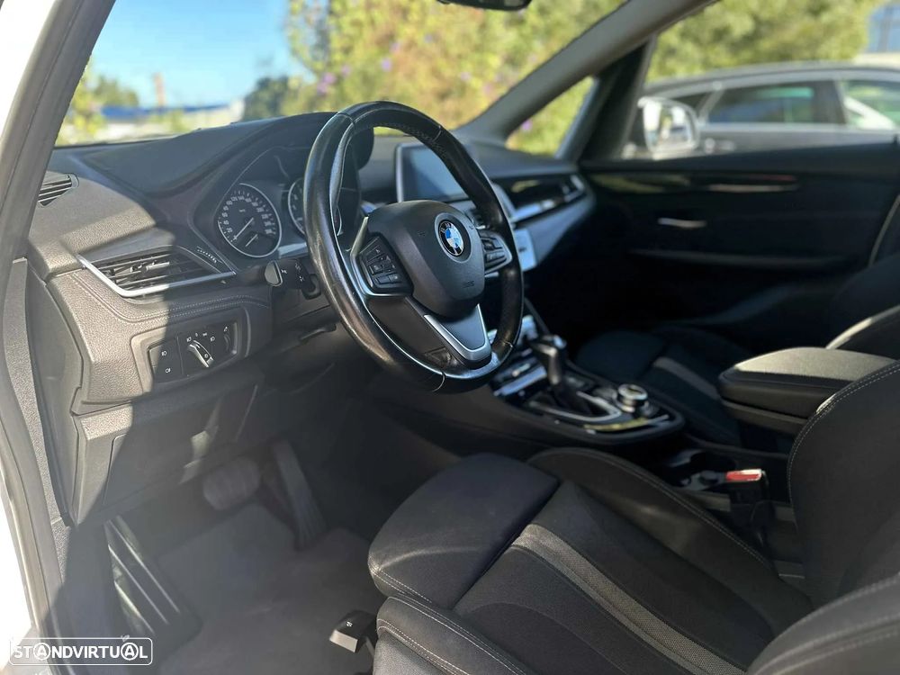 BMW 225xe Active Tourer Line Sport - 19