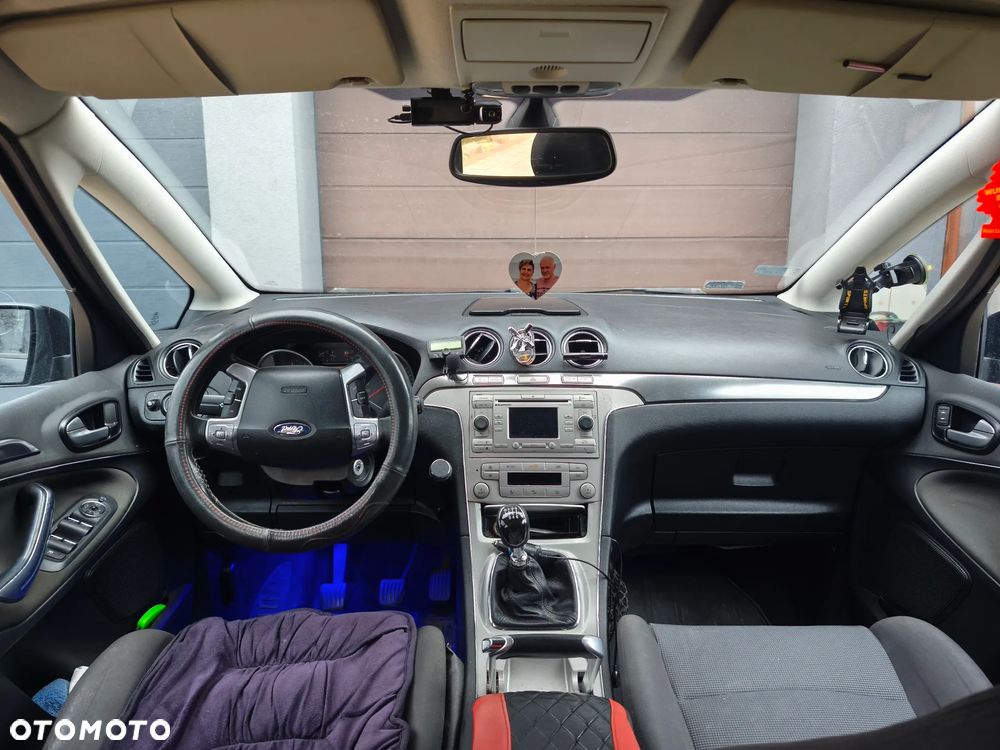 Ford S-Max 2.0 TDCi DPF Titanium - 6