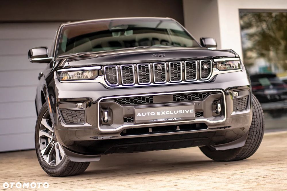 Jeep Grand Cherokee - 25
