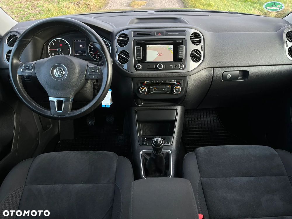 Volkswagen Tiguan 2.0 TDI DPF 4Motion BlueMotion Technology Track & Style - 5