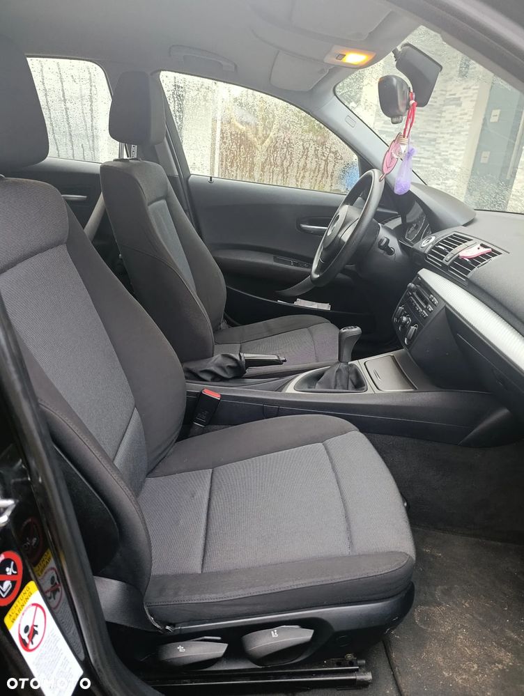 BMW Seria 1 - 16