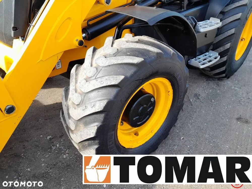 JCB 3CX - 16