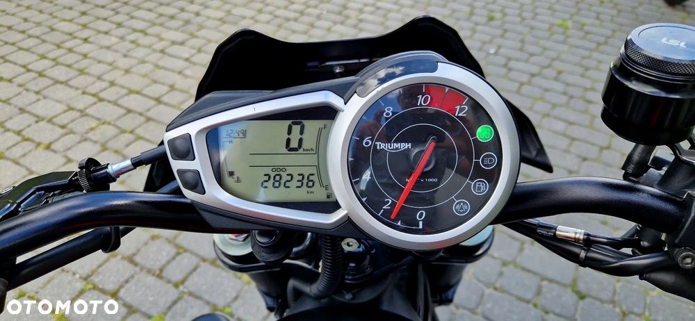 Triumph Speed Triple - 9